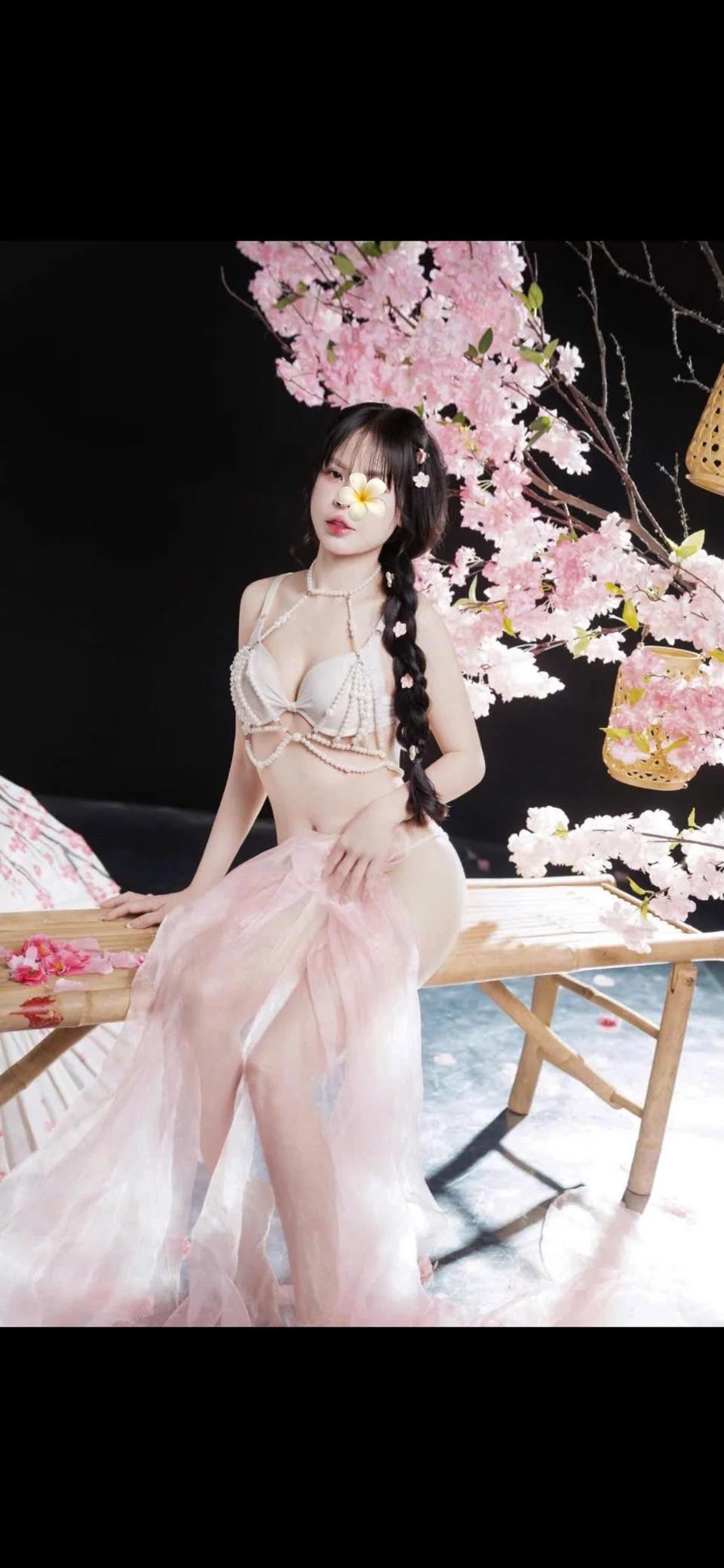 Thu Trà Loli Nhỏ Nhắn,Dễ Thương