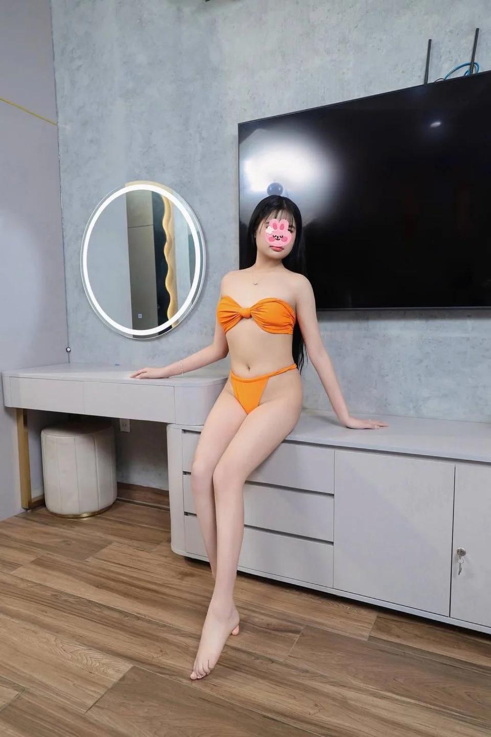 THANH HẰNG 2k7 Loli Nhỏ Nhắn,Dễ Thương 