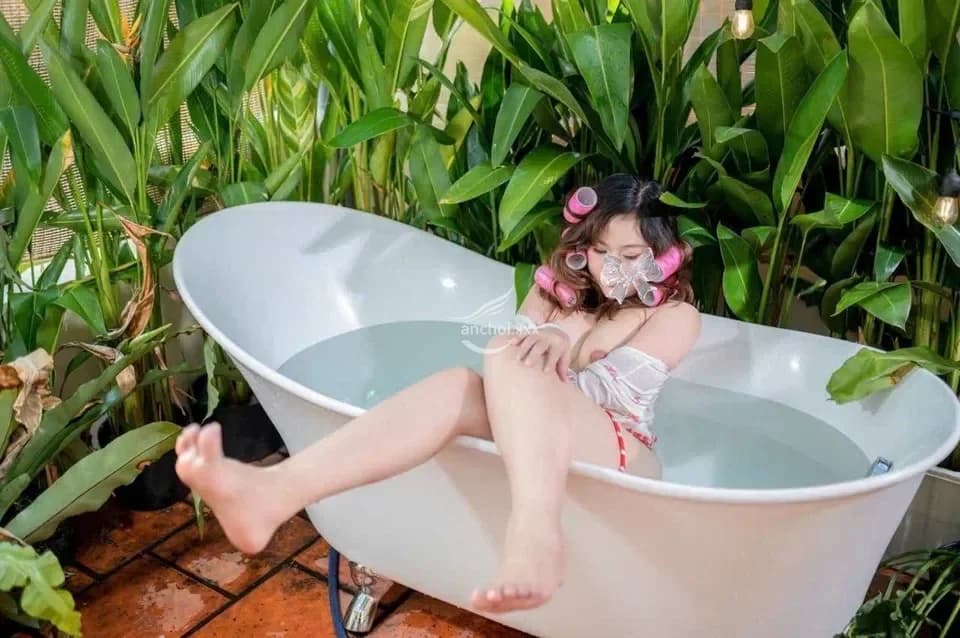 Huyền Anh - EM GÁI NGỌT NGÀO - Tình Cảm