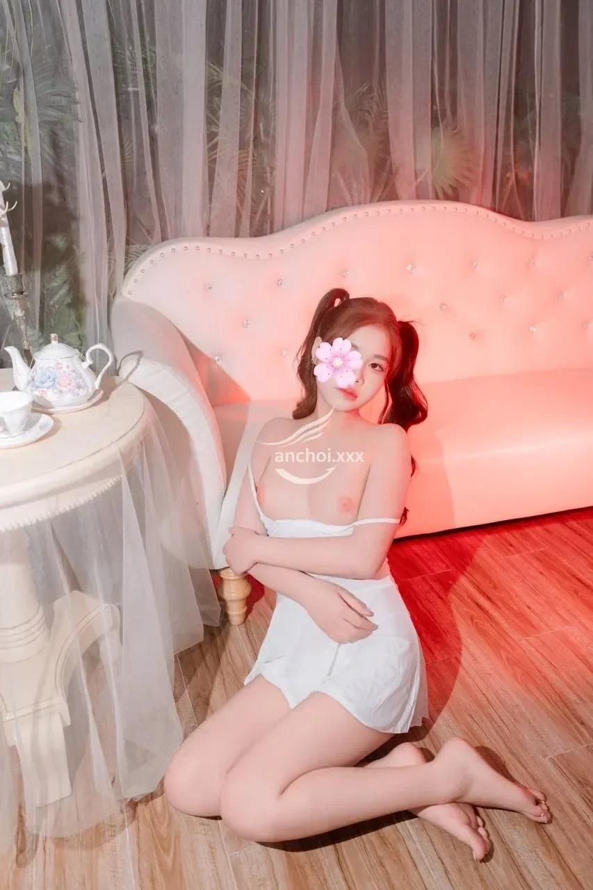 ANH THƯ - GÁI NON - MÌNH DÂY QUYẾN RŨ