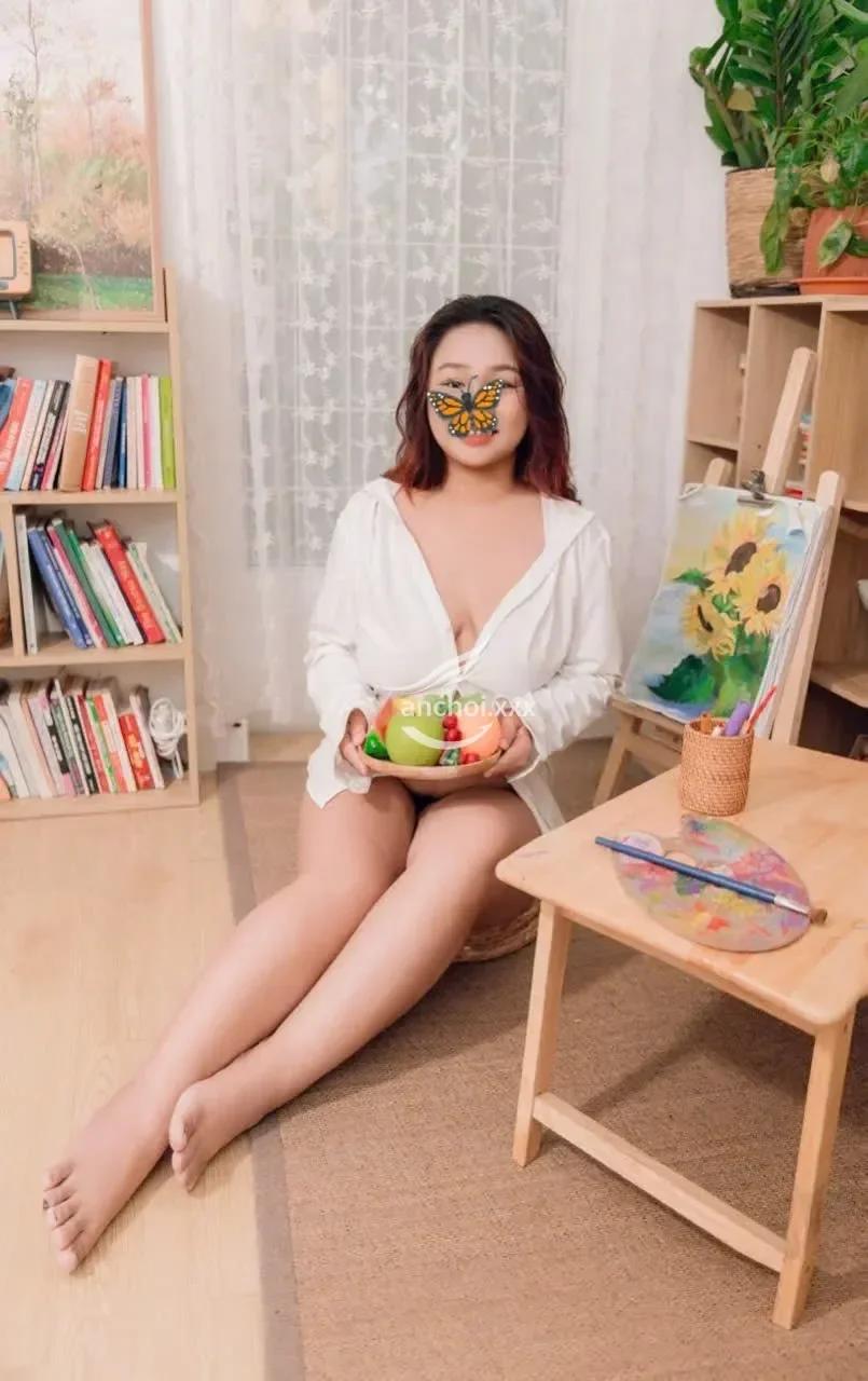 BÉ NHI_NON TƠ XINH DÂM PHỤC VỤ VUI VẺ