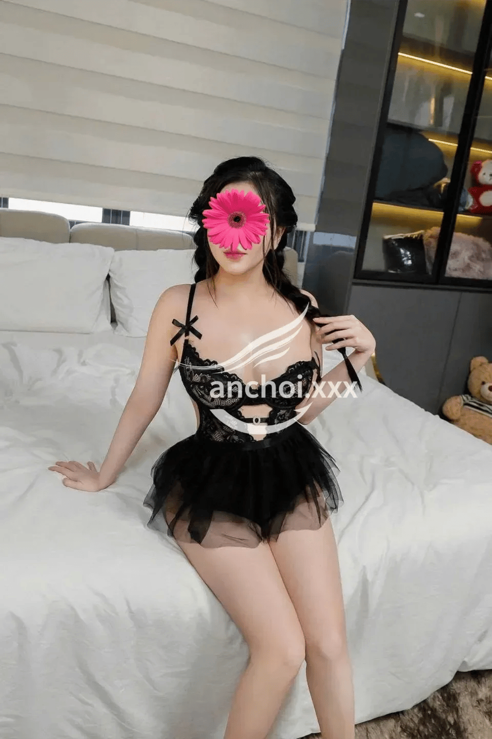 NGỌC UYÊN - XINH XẮN - DỂ THƯƠNG
