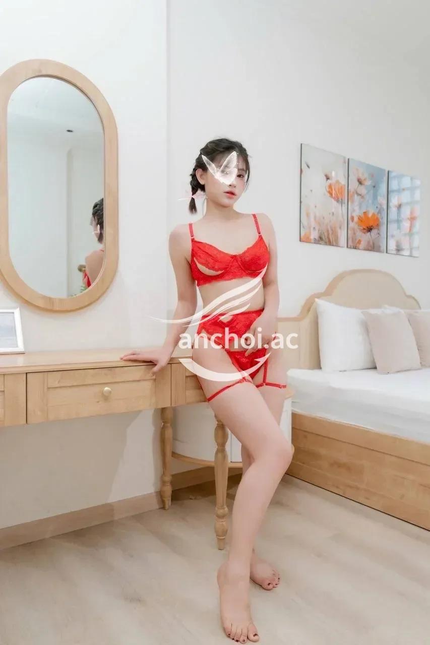 NEW TEEN DIỆU ANH - DỄ THƯƠNG DÁNG ĐẸP TI HỒNG 