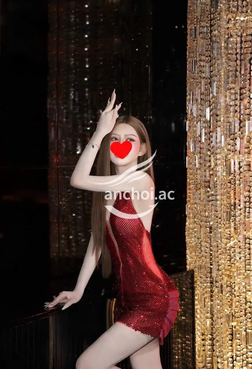 Cát Tiên_ Hotgirl xinh đẹp, body nuột như người mẫu