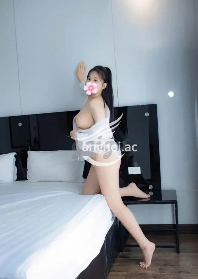 New❤️Hồng Nhung 2k7❤️XINH XẮN, DỄ THƯƠNG, NGỰC CĂNG TRÒN