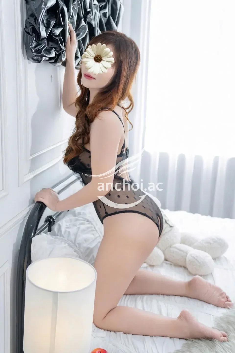 ÁNH LINH - EM GÁI MỘC MẠC ĐÁNG YÊU 