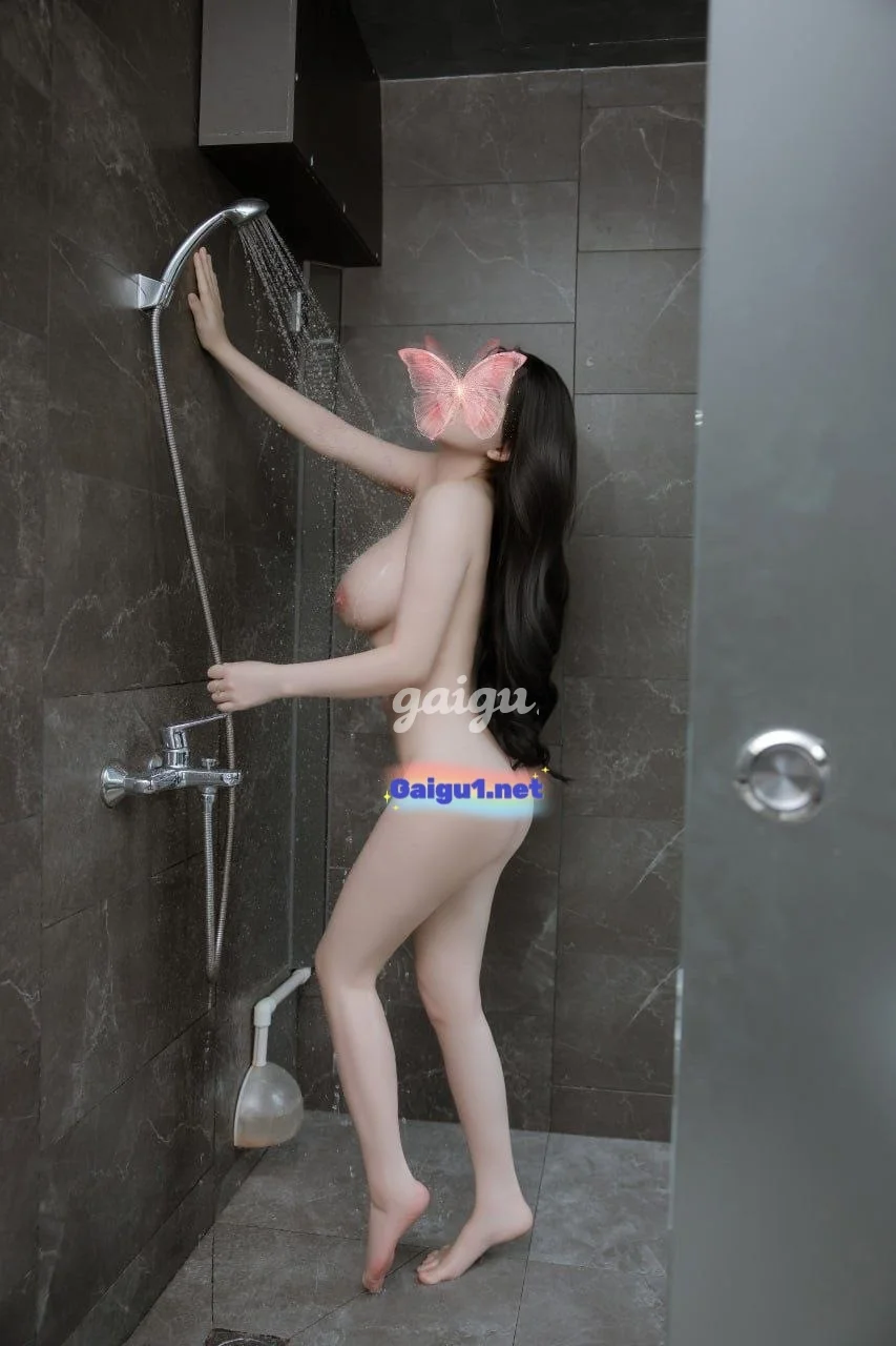 HOT GIRL❤️TRANG LY❤️EM HÀNG CỰC NGON-BODY CHUẨN 3 VÒNG [33631]