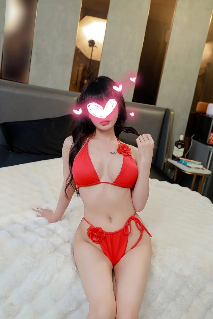 HOT GIRL U2000 UYÊN LAVIE- FACE CỰC XINH TEEN HÚT HỒN MỌI CHECKER 