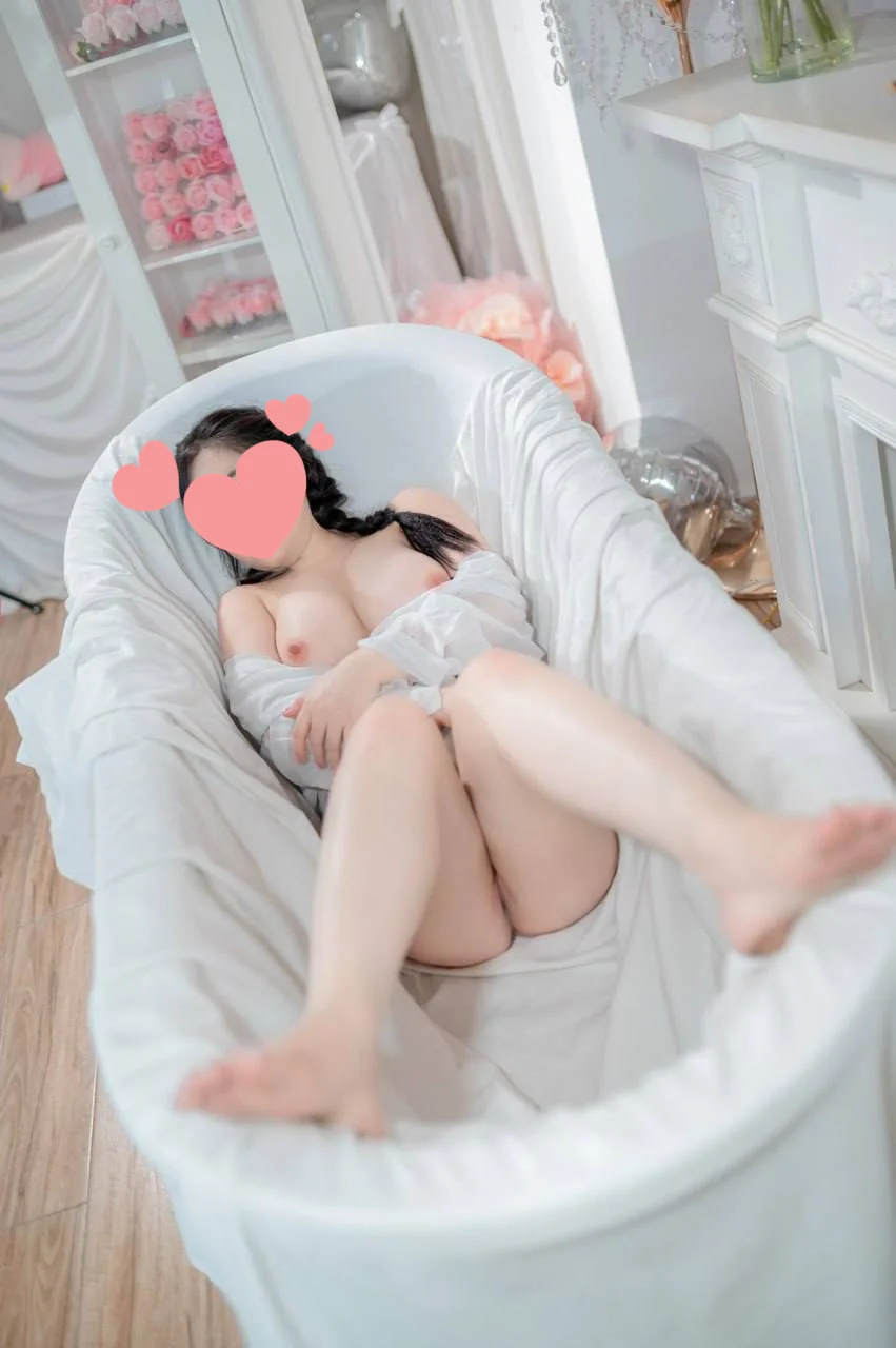 [HÀNG CHUẨN]  Diệu châu  TRẮNG XINH- VÚ KHỦNG