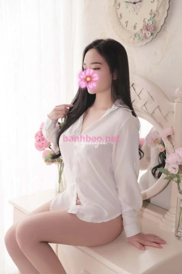 ❤️ Trang Trang ❤️ Sánh Vai Cùng Những HotGirl Đình Đám