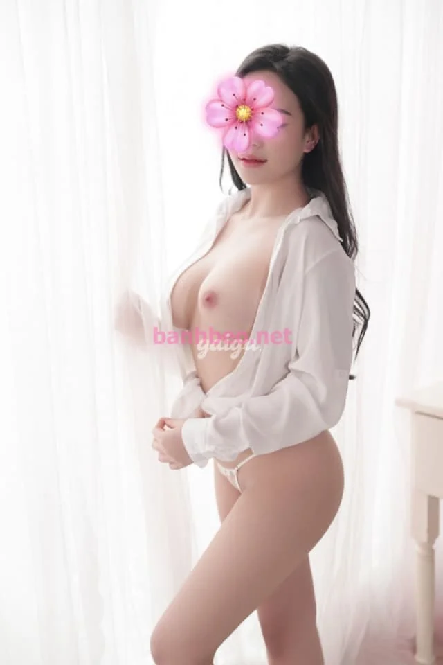 ❤️ Trang Trang ❤️ Sánh Vai Cùng Những HotGirl Đình Đám
