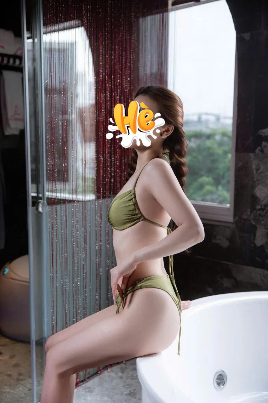 Ngọc Hân Body Chuẩn Bốc Lửa Vú To, Xinh Trắng Tình Cảm Nhiệt Tình Chiều Khách