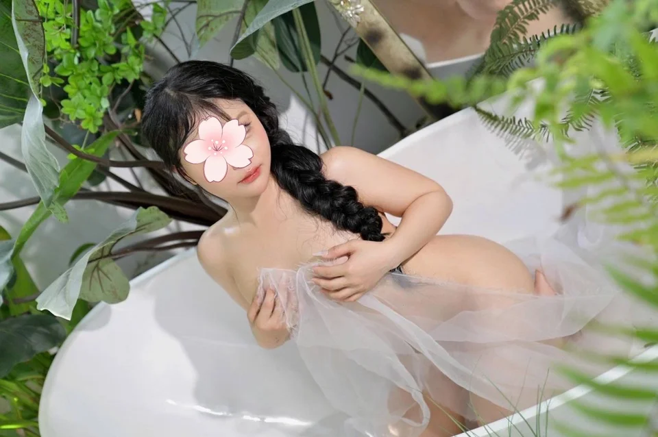 ✨KIỀU KIỀU 2K4✨ Gái Mới Lớn Non Xanh Tuổi Đôi Mươi