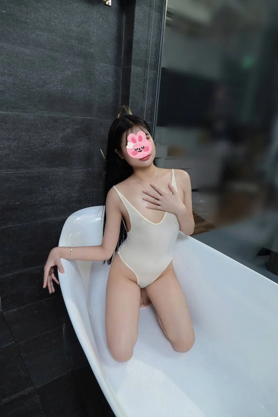 THANH HẰNG 2k7 Loli Nhỏ Nhắn,Dễ Thương 