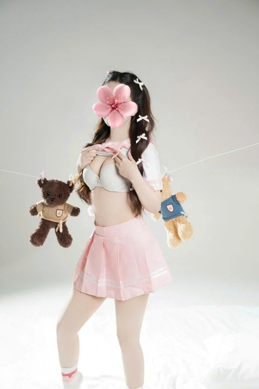 Linh đan trẻ chunh xinh đẹp
