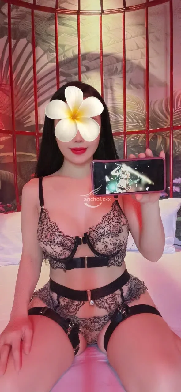 PÉ NA Vô Cùng Đáng Yêu cute gái gọi thủ dầu một_Boddy Sexy Rất Đáng Check