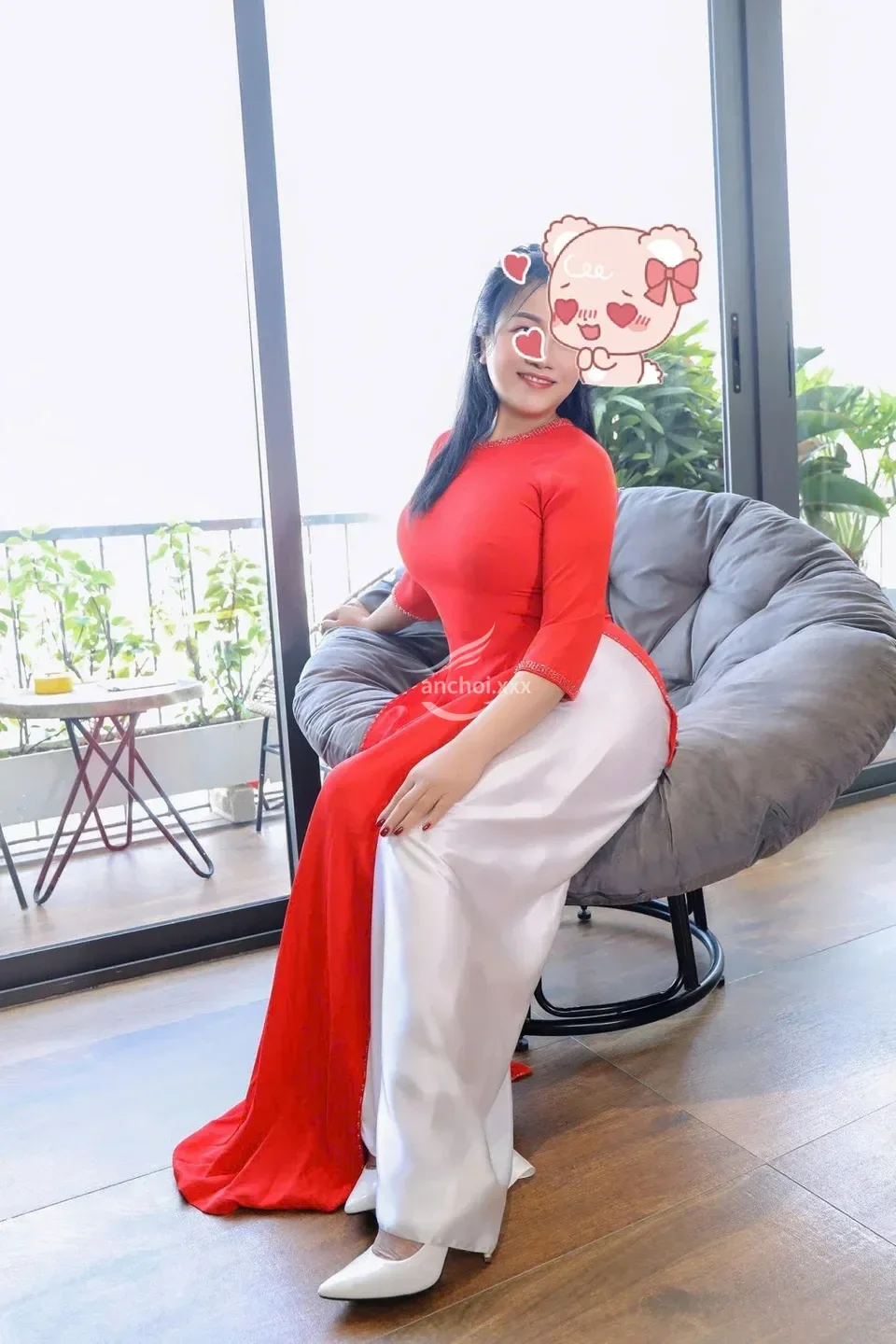 Kiều Trang làm tình phê quên đường lạc lối