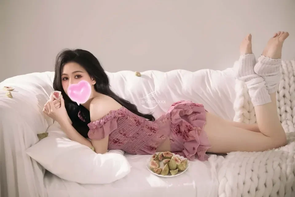 MIN MIN - XINH SẮN ĐÁNG YÊU_ LOLI TÌNH CẢM
