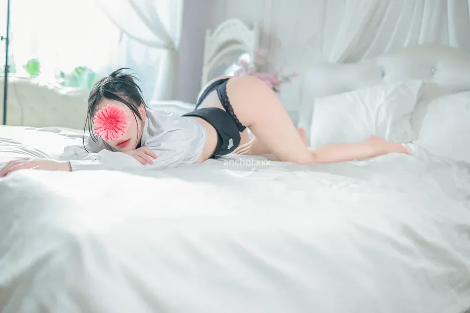 THUỲ CHI BÍM NON MÚP RỤP VÚ TO MÔNG KHỦNG LÀM TÌNH CỰC SƯỚNG