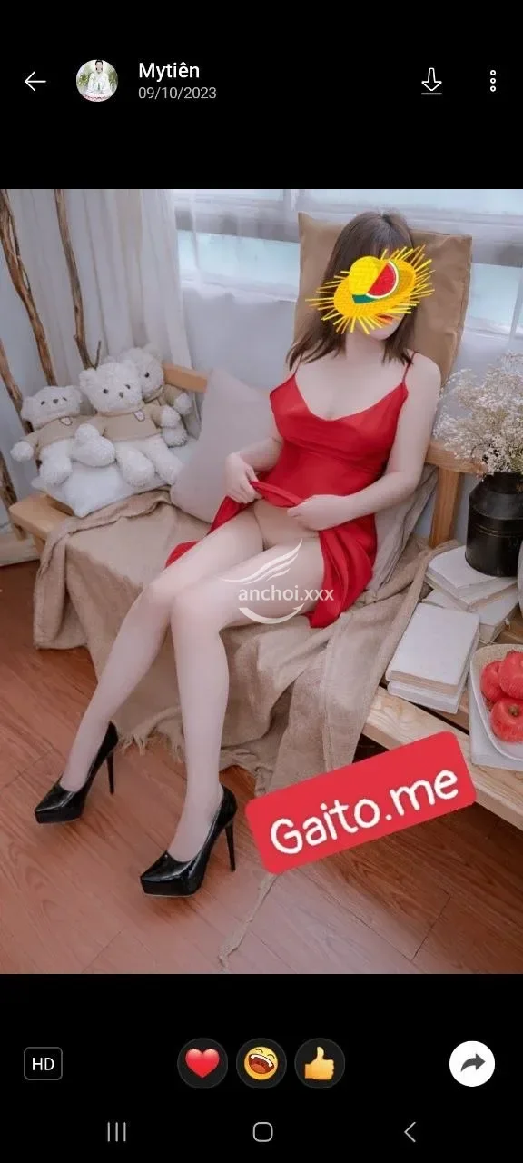 Thủy Tiên em gái miền tây xinh xắn chiều khách 