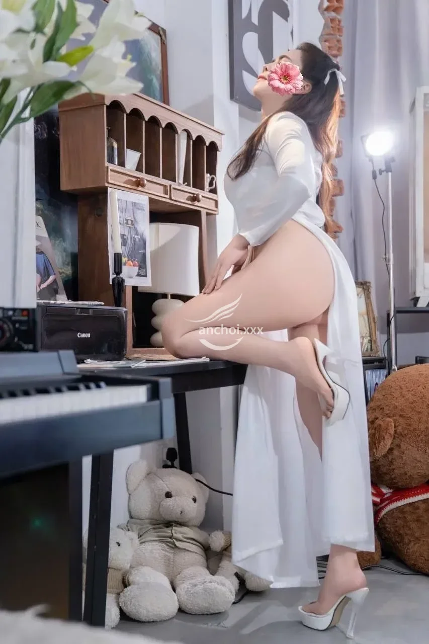 ❤️BÀI CÓ CLIP❤️ BẢO TRÂN XINH SEXY SIÊU PHẨM COSPLAY ÁO DÀI MÚC LIẾM CU ĐÁ BI CỰC DÂM CHIỀU KHÁCH