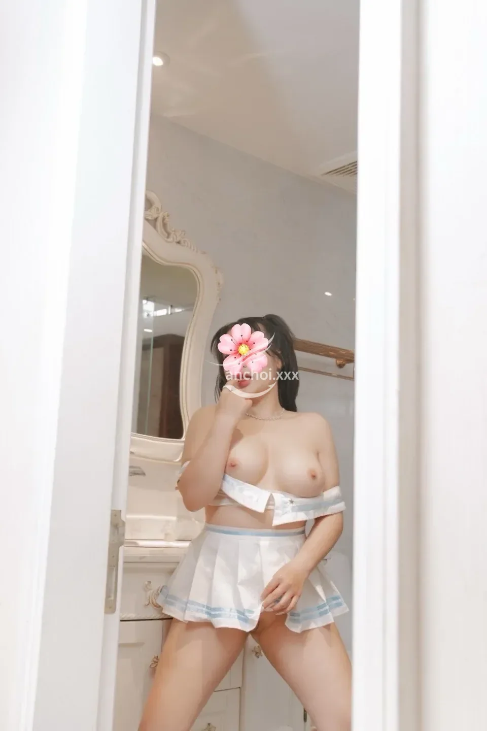 ❤Bé Quỳnh 2K1❤- Gái Mới Lớn, MÚP, XINH, NON Xanh Tươi Mơn Mởn