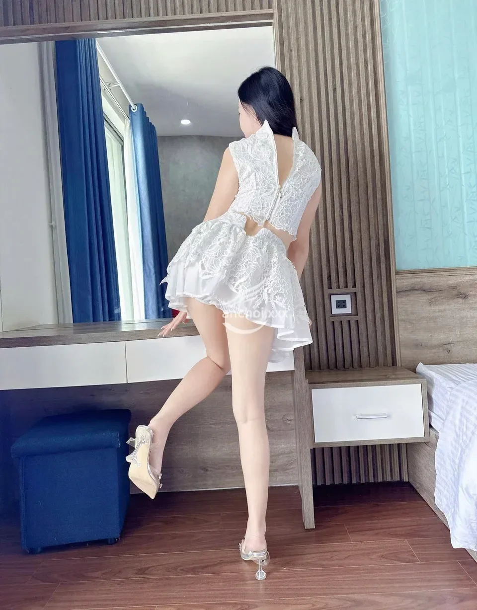 KHẢ VY_XINH DÂM CAO CÂP PHỤC VỤ VUI VẺ