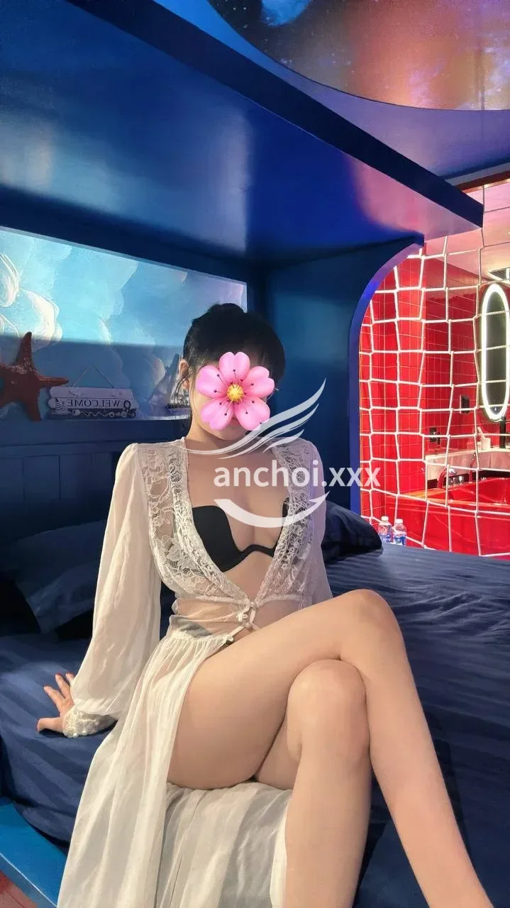 QUỲNH AN 2k3 Em Gái Miền Tây Đáng Yêu,Dễ Thương