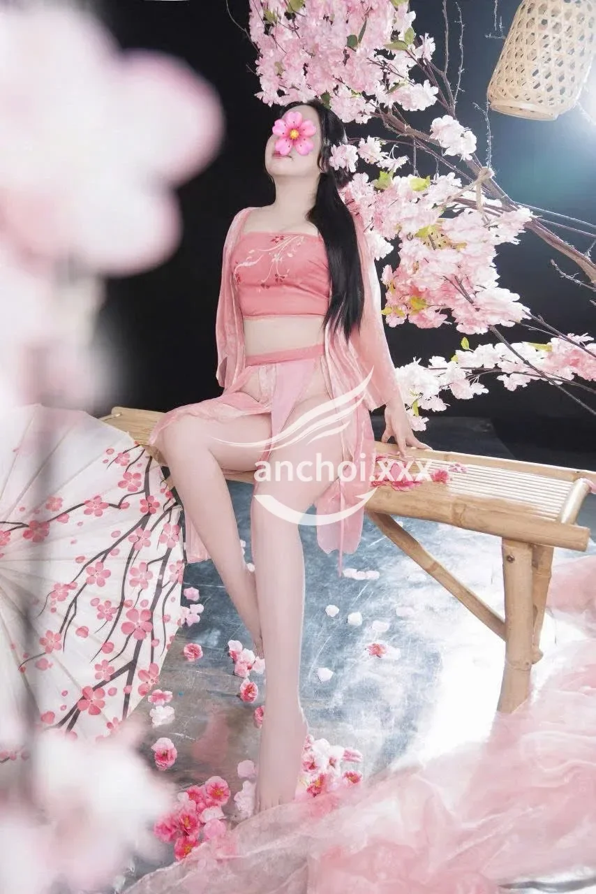 ❤️ THUÝ VY ❤️ SEXY KHIÊU GỌI - BÍM MÚP TÌM CU BỰ