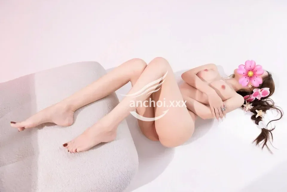 TIỂU MY 🔥 GÁI XINH DÂM ĐÃNG, CHIỀU KHÁCH TỚI BẾN🔥