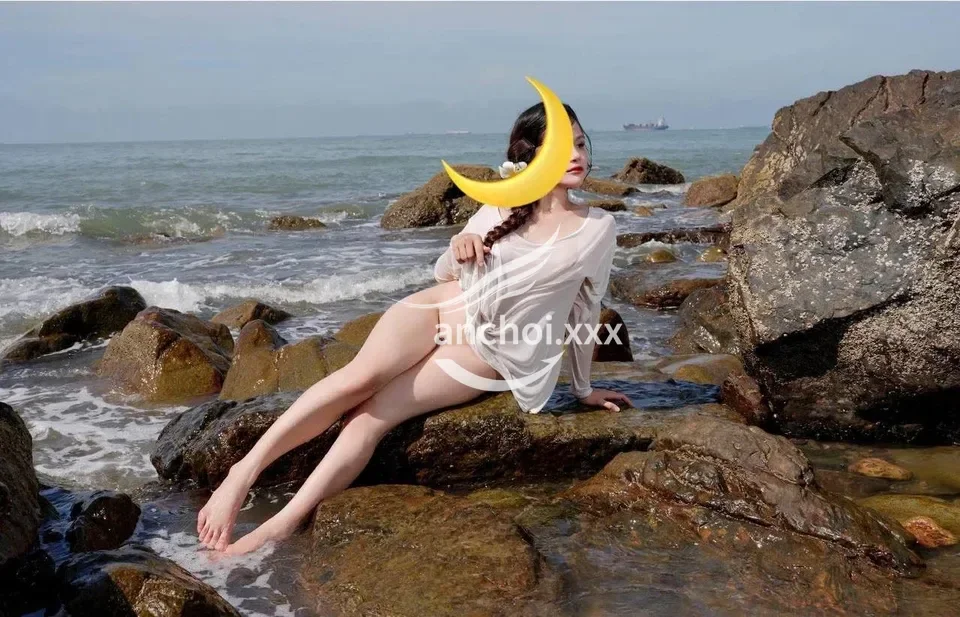 BÉ MÂY  REAL BODY TUYỆT MỸ HOANG DÃ ĐẾN MÊ MUỘI..