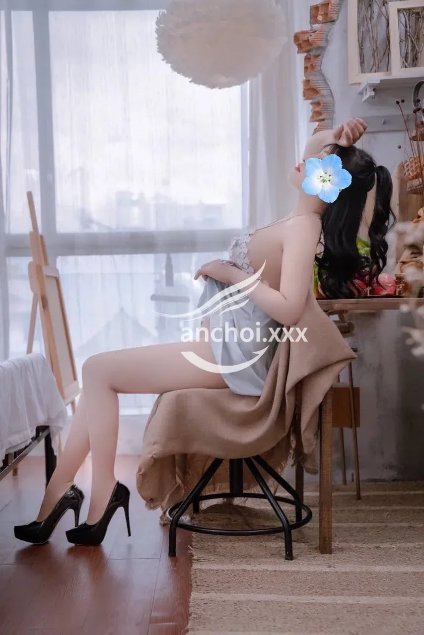 HỒNG TRANG EM GÁI CAO RÁO VÚ TO XINH XẮN VUI VẺ