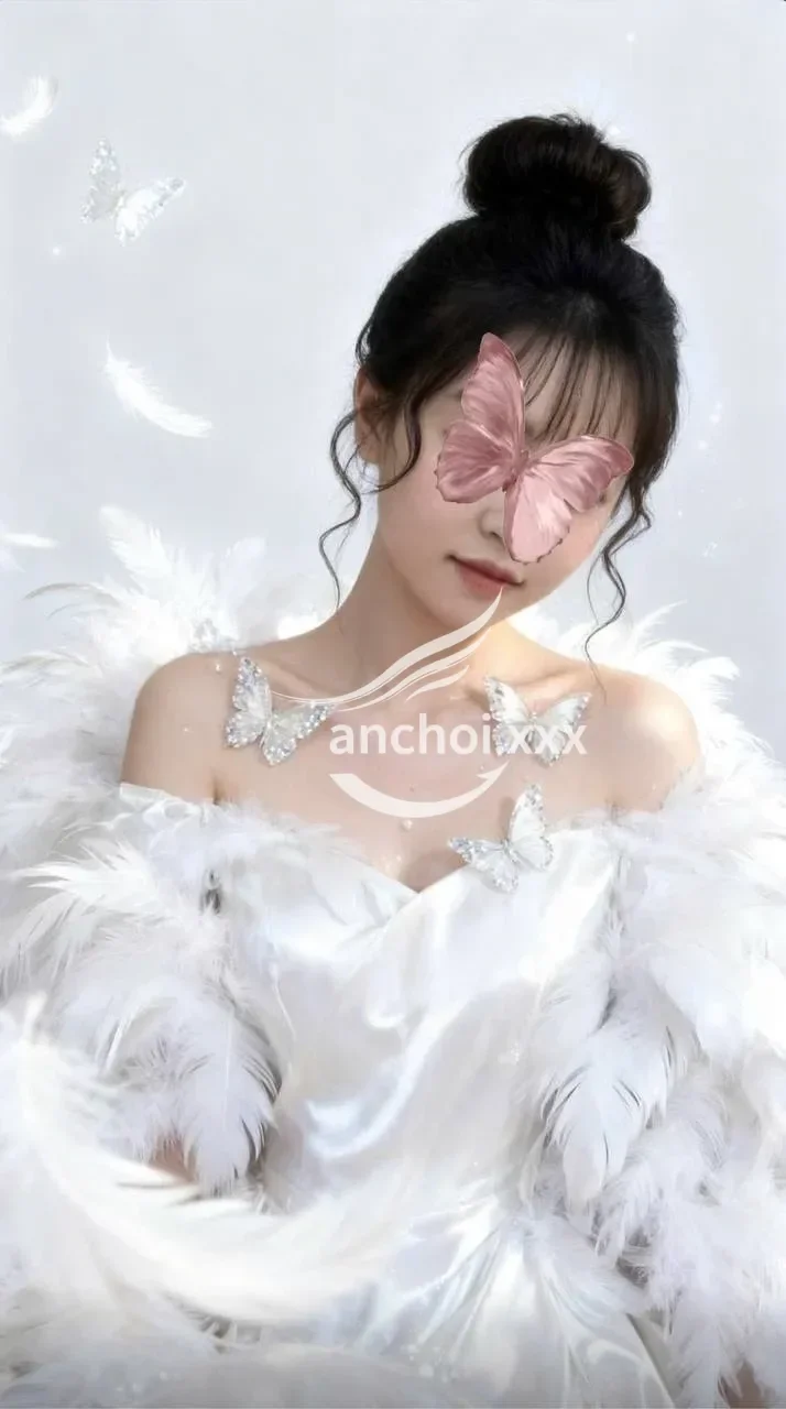 Bảo An 2k4 xinh đẹp nhẹ nhàng tựa nàng thơ