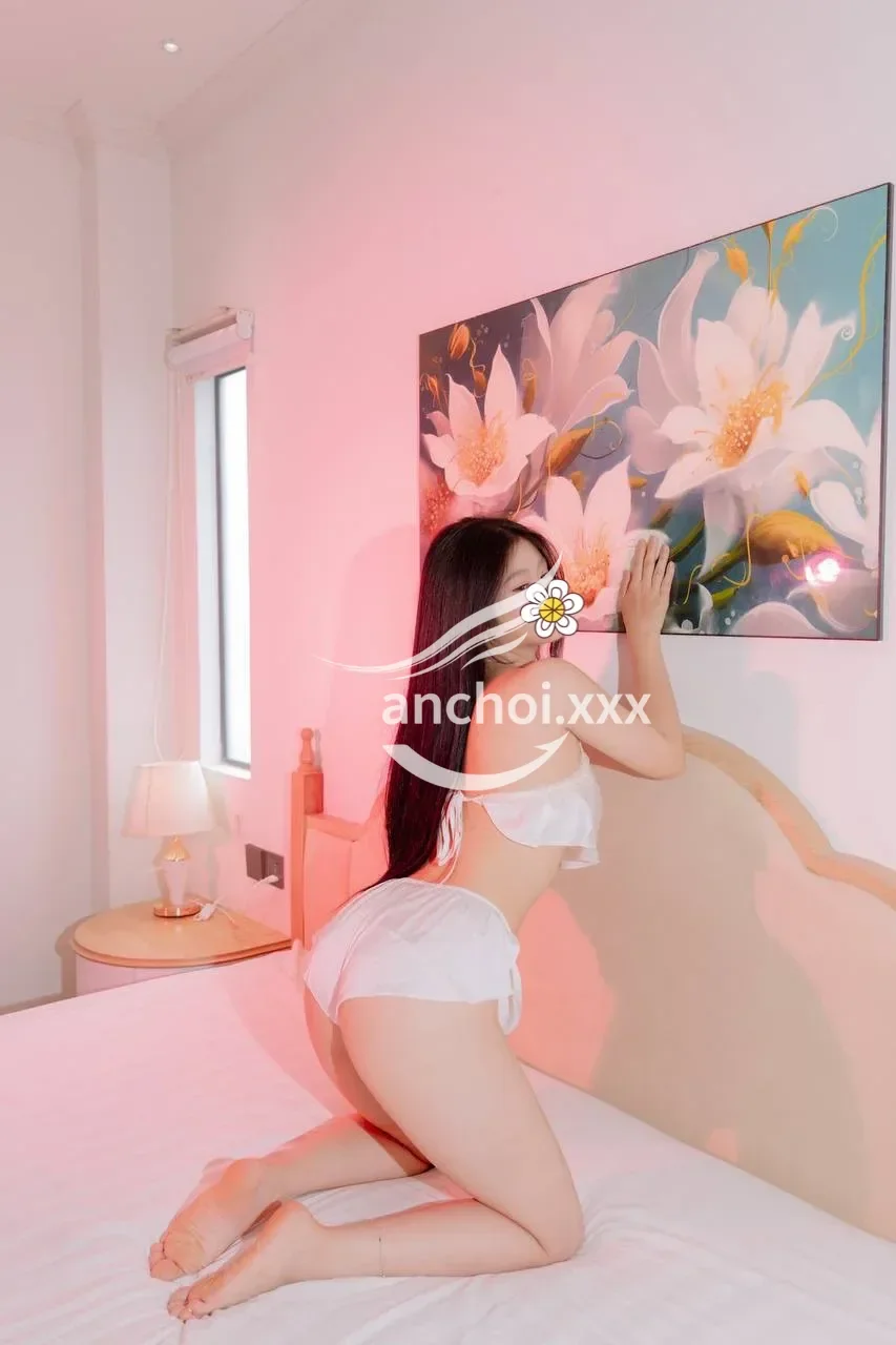 NON MAX LƯỚT LINH RUBY NON TƠ MỚI VÀO NGHỀ
