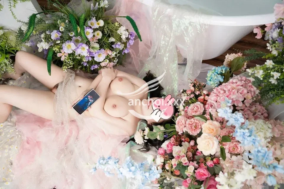 NGỌC BABY _ Vú to thật 100% chuẩn gái miền tây, free BJ băng