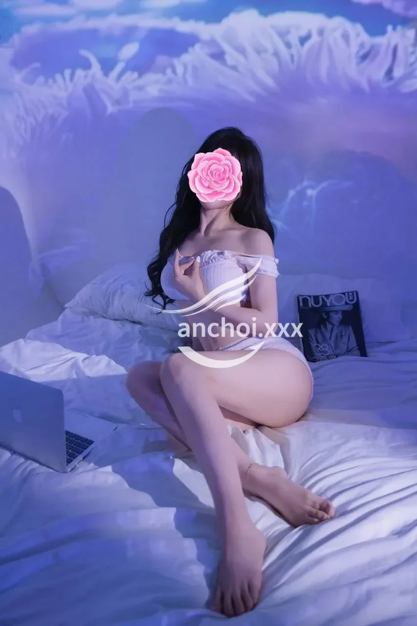 NGÂN HÀ --- ĐAM MÊ DỤC VỌNG