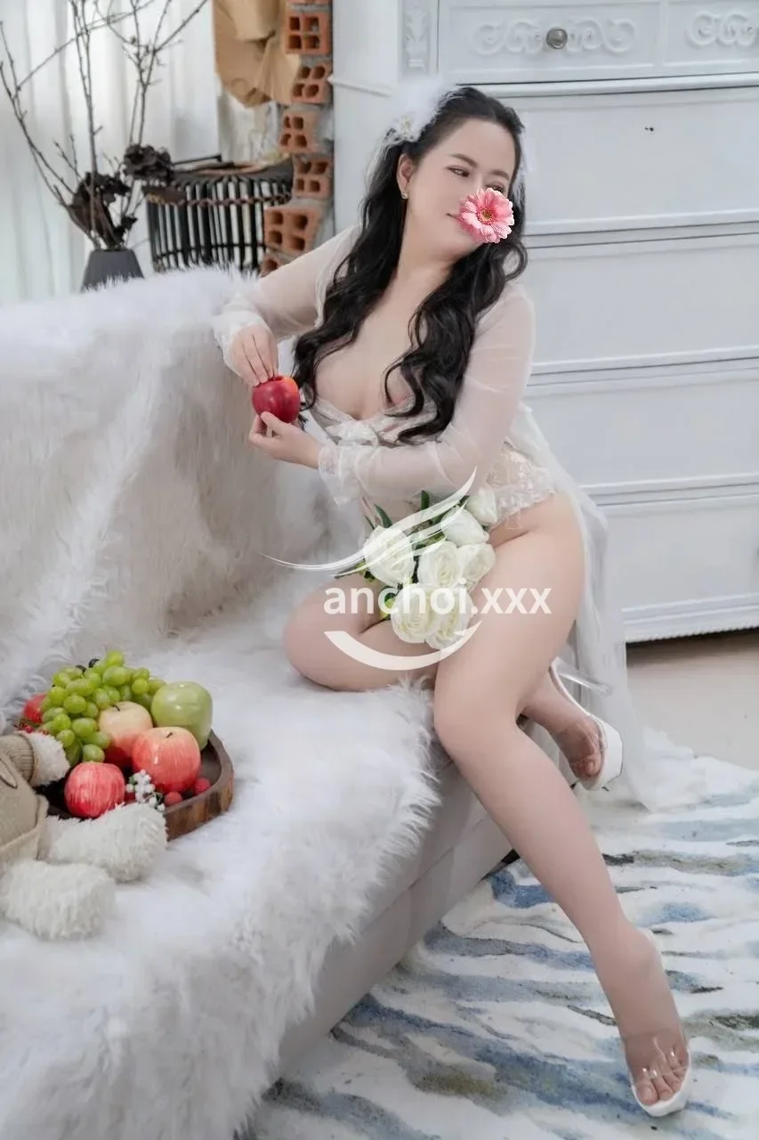 NGÂN NHI SIÊU PHẨM ĐỘC LÀ EM GÁI HỒI XUÂN MÊ BÚ CU THÍCH CHỊCH KIỂU LÀM TÌNH NHƯ PHIM SEX