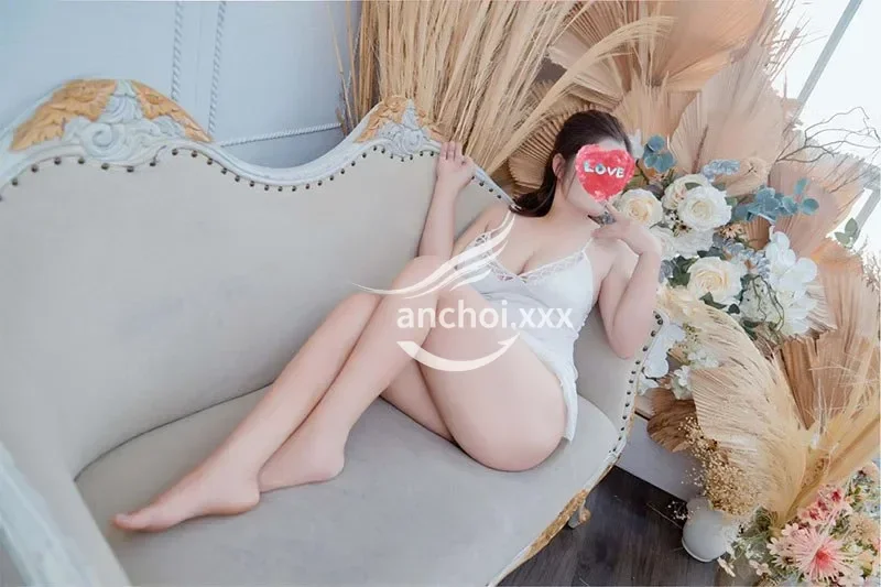 Đoan Trang vú to mông căng bím múp rụp nhiều nước làm tình say mê