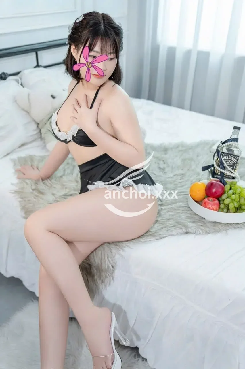 NGỌC BÍCH _XINH ĐẸP NHẸ NHÀNG TÌNH CẢM NHƯ NGƯỜI YÊU