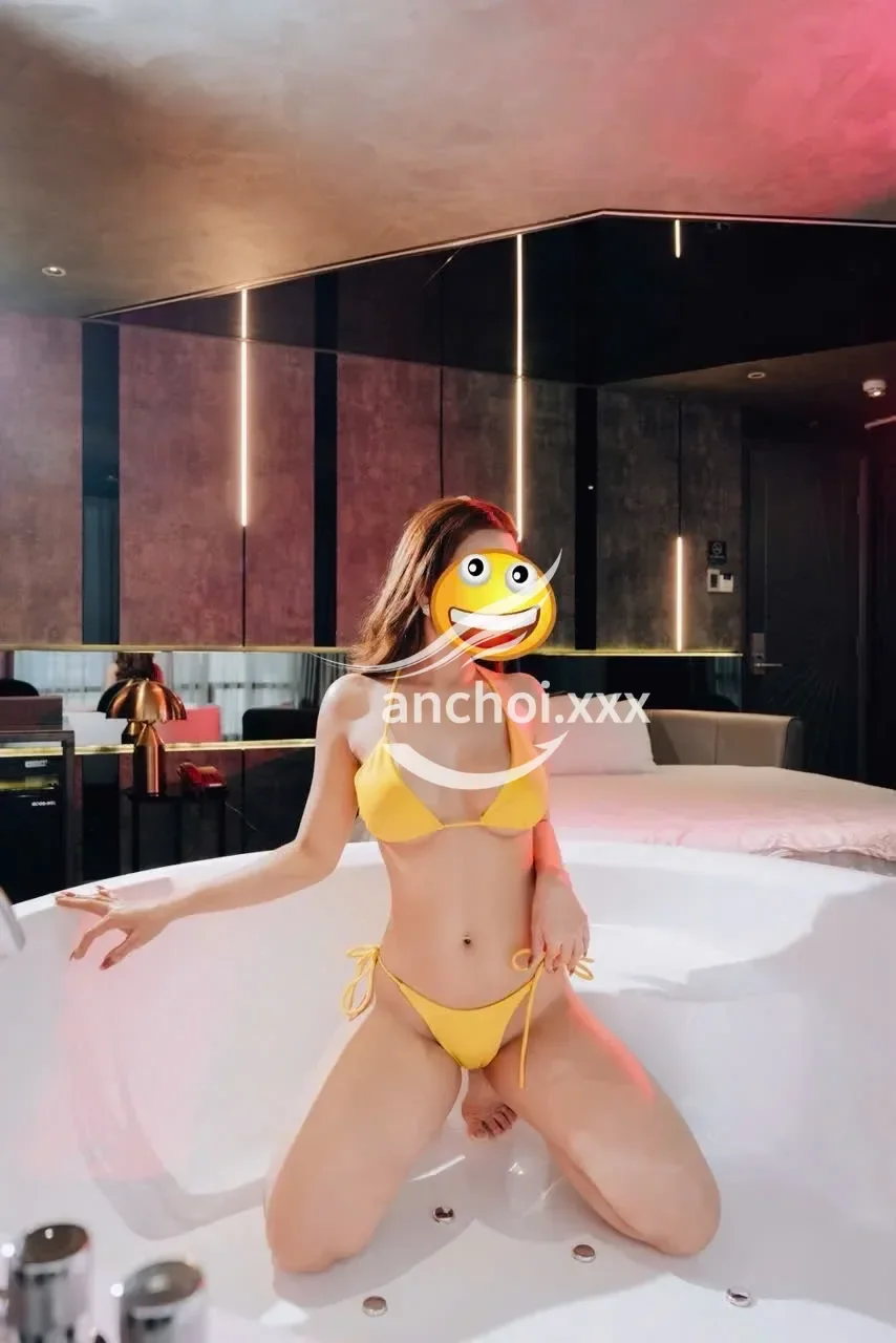 MI MI - EM GÁI NHÍ NHẢNH HỒN NHIÊN HAY CƯỜI RẤT DUYÊN