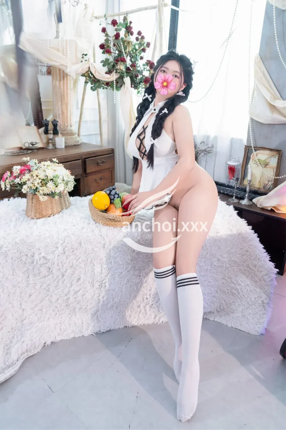 LINH KUN CÔ NÀNG XINH XẮN LÀM TÌNH CUỒNG NHIỆT,DỊCH VỤ ĐẦY ĐỦ