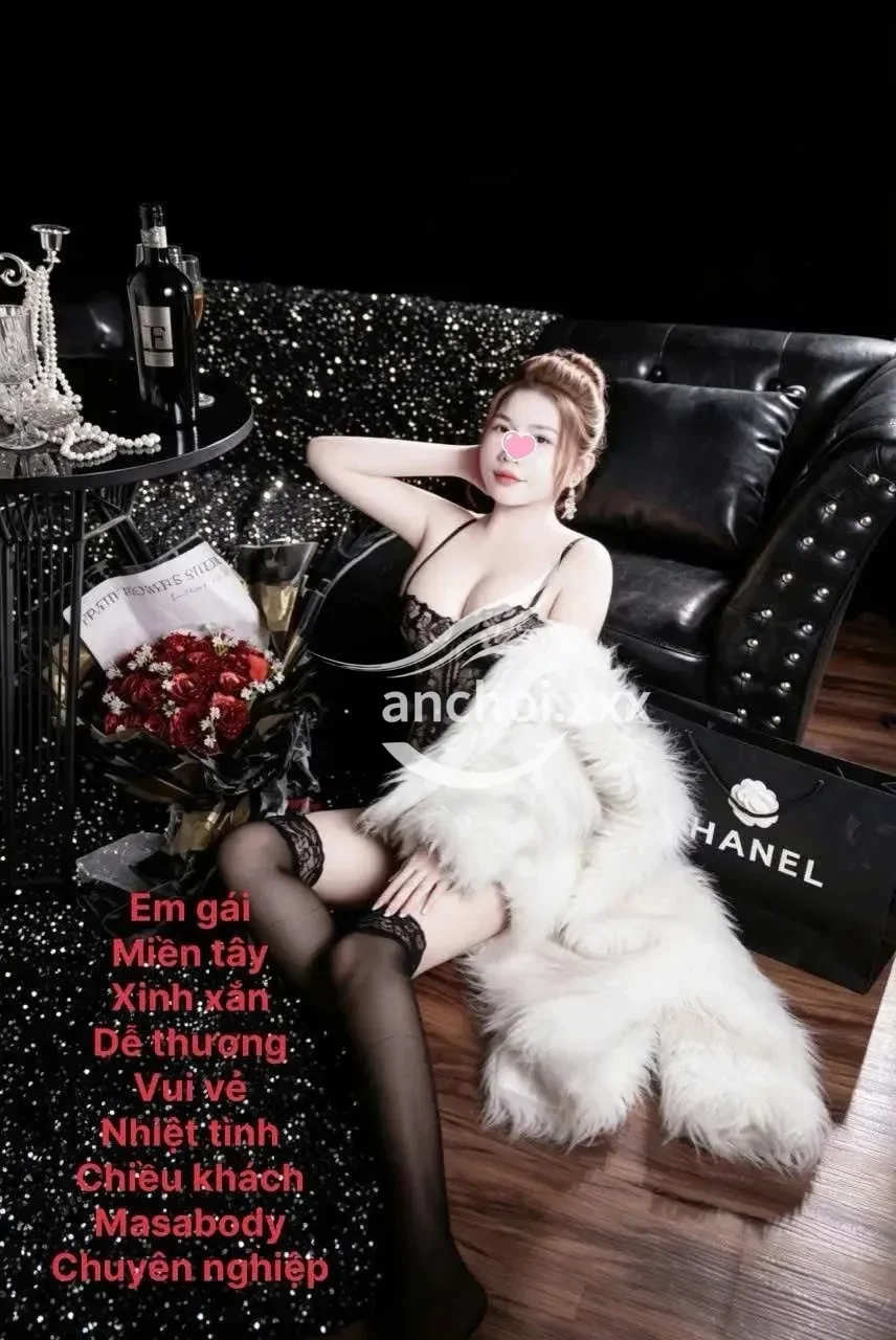 Linh Anh Girl Xinh Vú To Ngọt Ngào - Tình Cảm Quyến Rũ Say Mê