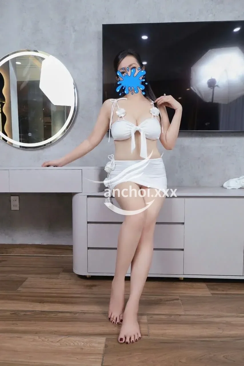 Hà Phương- em hàng ngoan dâm, nhẹ nhàng!!!