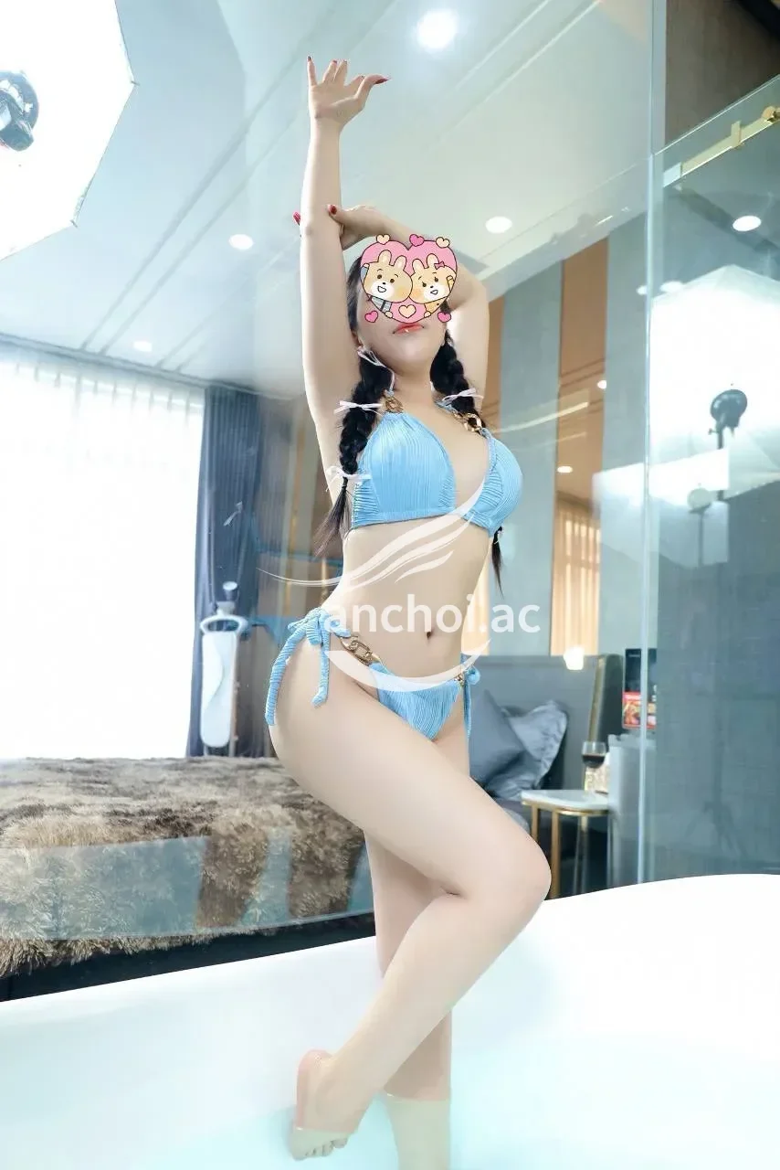 Hót Diệp Khanh 💋 Mình dây xinh tươi vú chắc mông cong bao phê