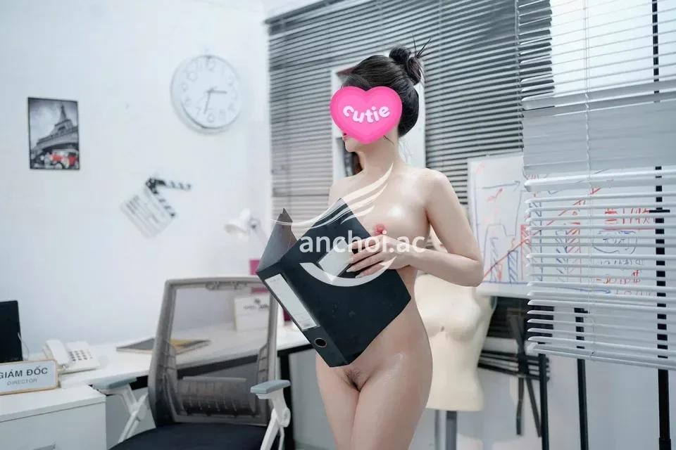 GÁI DÂM TINA - SIÊU PHẨM DA TRẮNG_VÚ TO_ CHIỀU KHÁCH HƠN CẢ NGƯỜI YÊU