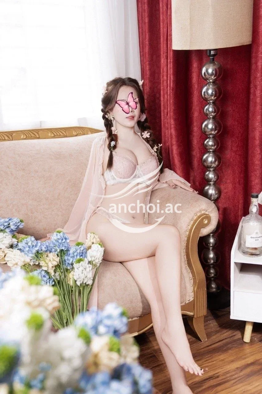 NHÃ KỲ GIRL VĂN PHÒNG XINH XẮN VÚ TO MÔNG MẨY CỰC DÂM PHỤC VỤ NHIỆT TÌNH ĐẮM SAY