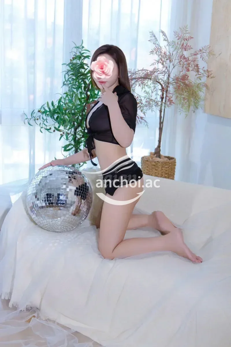 THANH VY - GÁI TƠ LÊN SÓNG - VÚ CĂNG TRÒN - BÍM HỒNG HÀO CỰC KHÍT [638]