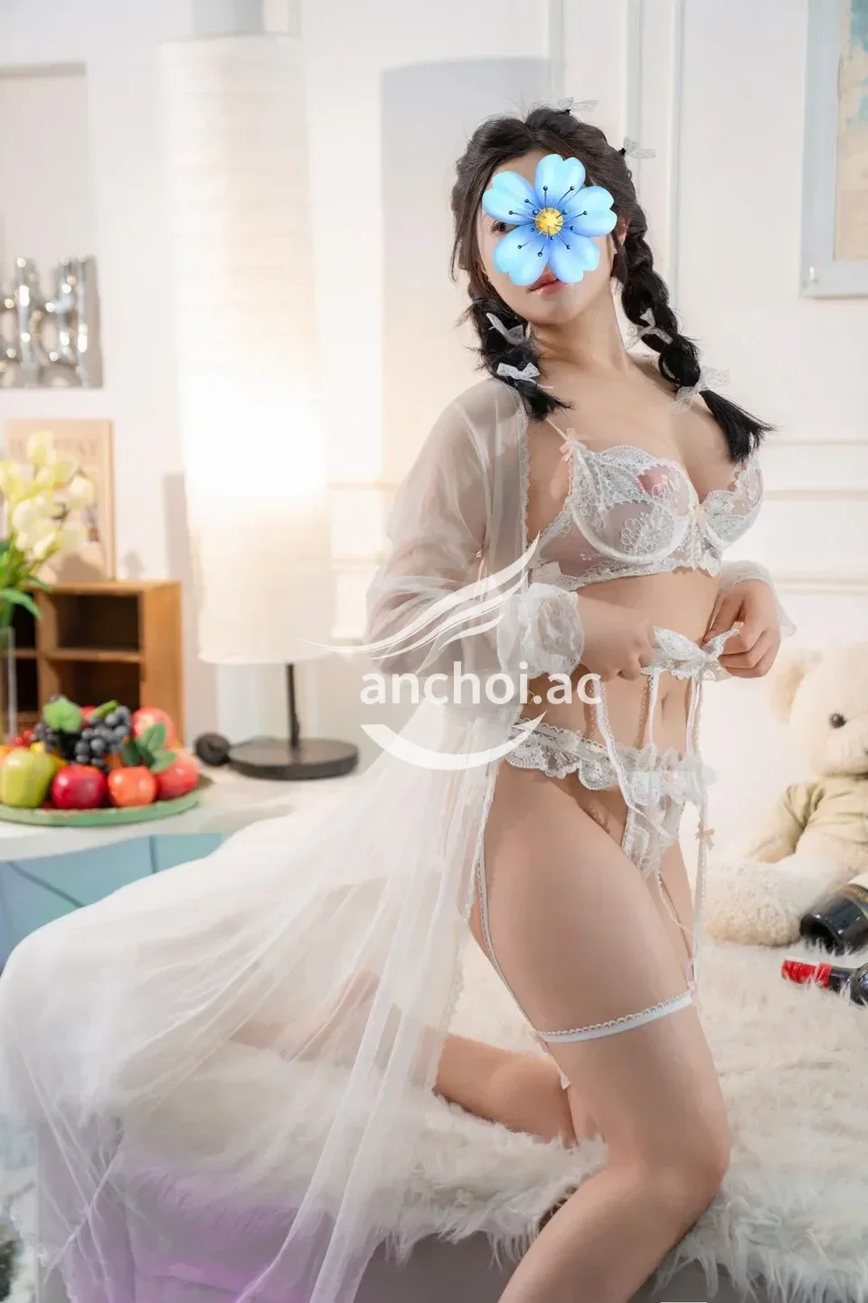 BÉ HUYỀN XINH XẮN THÂN THIỆN TÌNH CẢM 