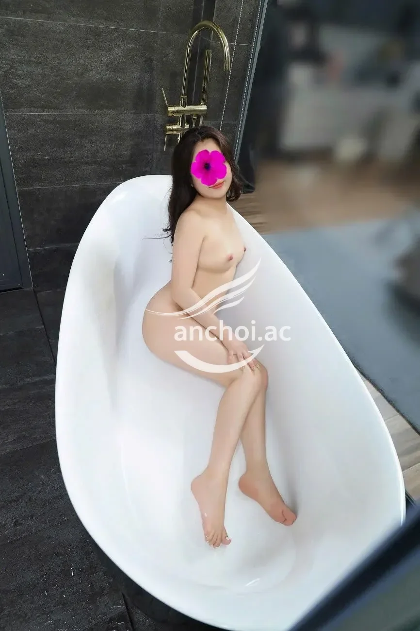 GÁI DÂM QUỲNH NHƯ_ BODDY GỢI CẢM LÀM TÌNH RẤT PHÊ VÀ CHIỀU KHÁCH