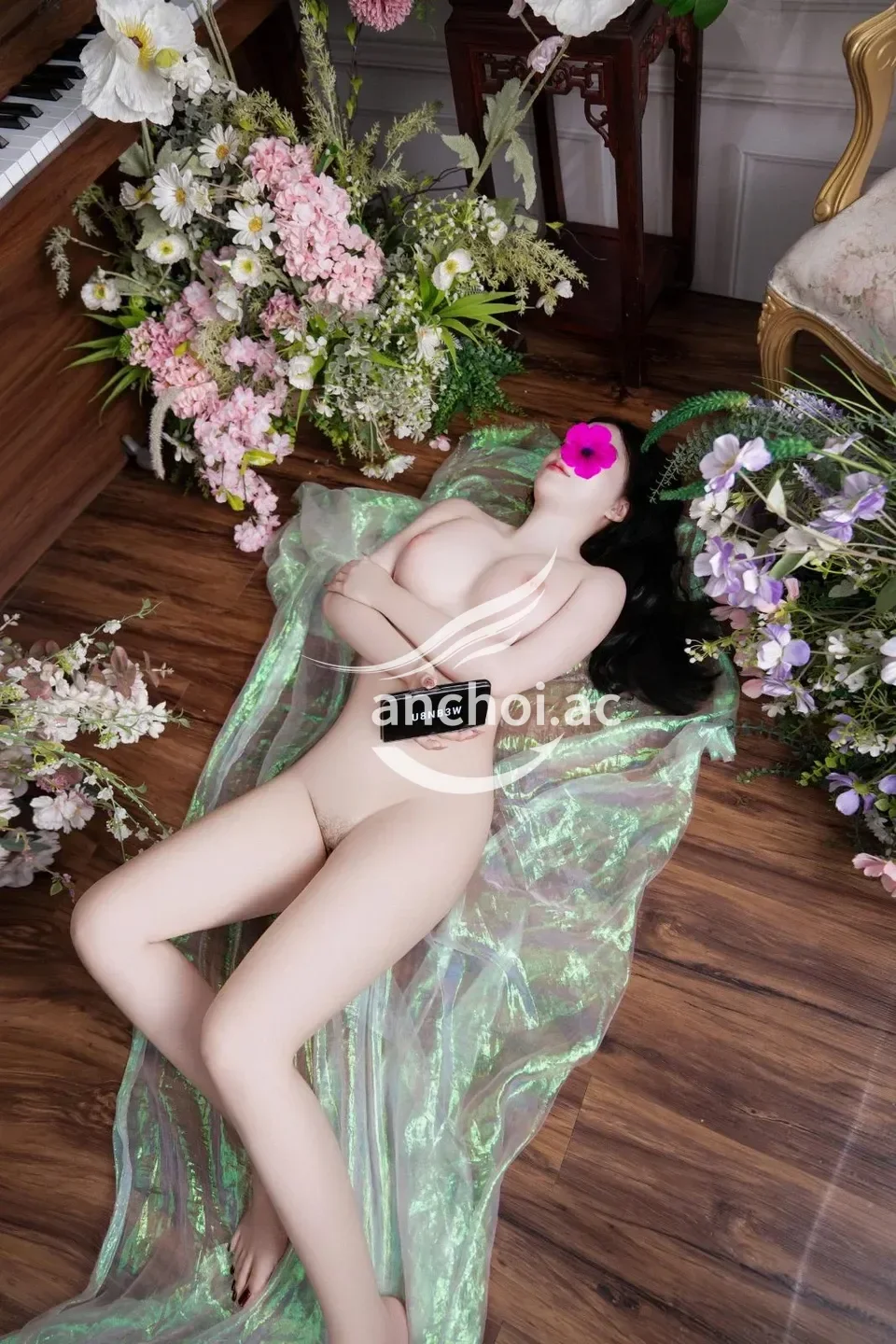 GÁI MIỀN TÂY CỰC XINH LUXY_ VÚ TO MÔNG CONG BODDY RỰC LỬA_ HÀNG HOT CHO AE